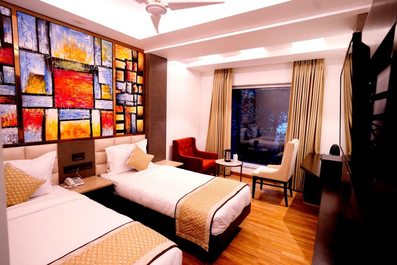 Hotel City Pride With Free Airport Pickup New Delhi Exteriör bild