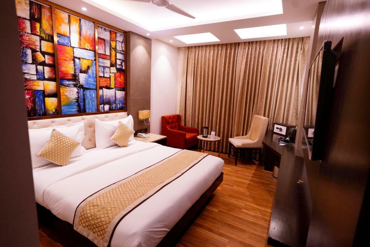 Hotel City Pride With Free Airport Pickup New Delhi Exteriör bild